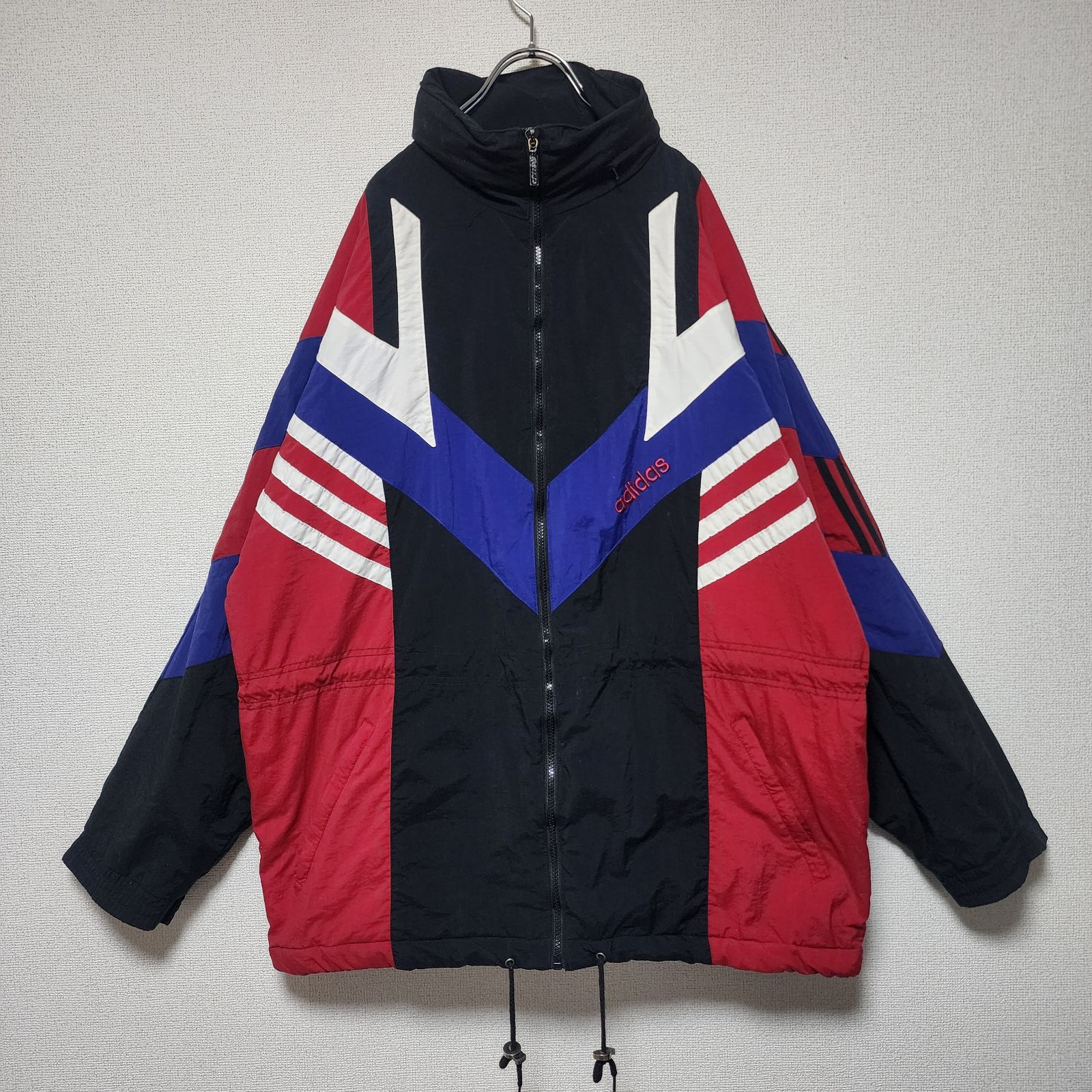 90sアディダストレフォイルロゴ刺繍パデットフーデッドナイロンジャケット古着L 90sアディダストレフォイルロゴ刺繍パデットフーデッドナイロン