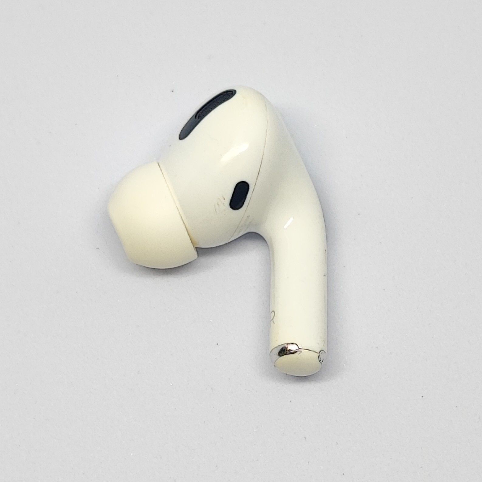 25082801 訳あり 右イヤホンのみ Apple AirPods Pro 1 A2083 - メルカリ