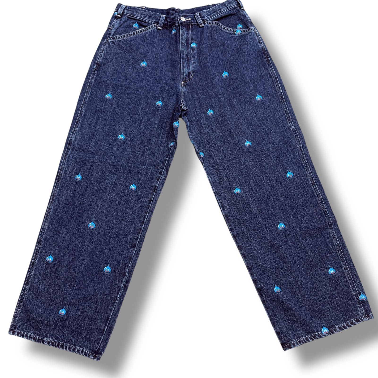 ドラゴンクエスト アウトレット限定　EDWINデニム ジーンズ　ドラクエLサイズ 希少品、新品未使用】EDWIN ドラゴンクエスト コラボ限定 Lサイズ
