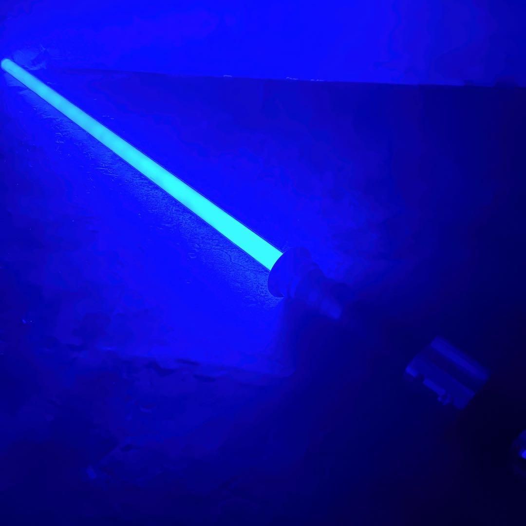 オビ＝ワン・ケノービ フォース FX ライトセーバー - メルカリ