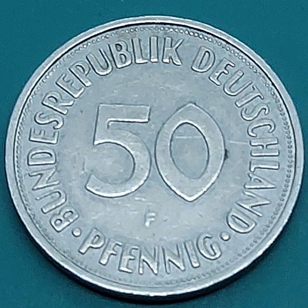 海外の硬貨 銀貨】スイス/ 1フラン・½フラン/3枚/1966・1957・1962年 - メルカリ