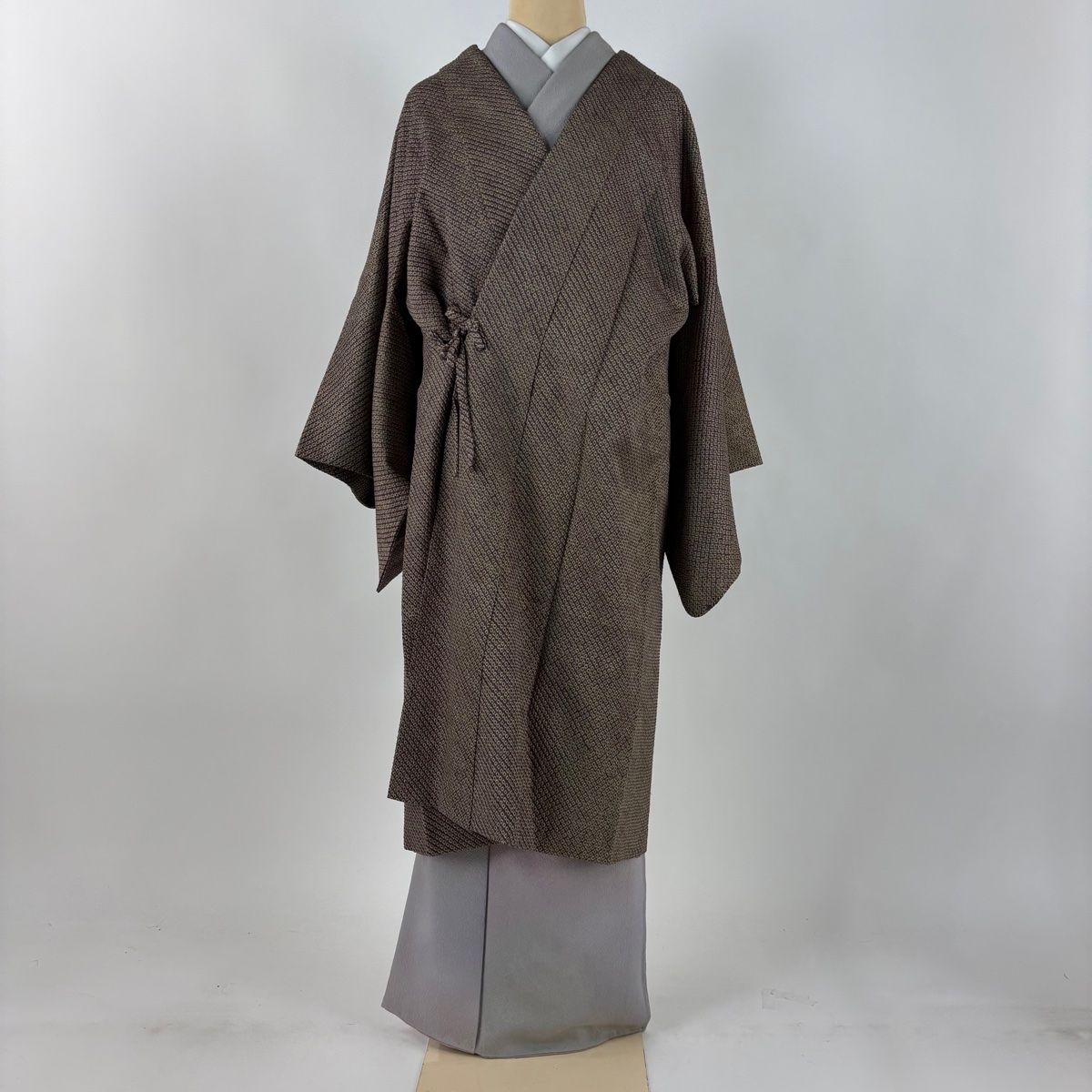 道中着 身丈109.5 cm 裄丈65.5 M 和装コート 総絞り 紫 正絹