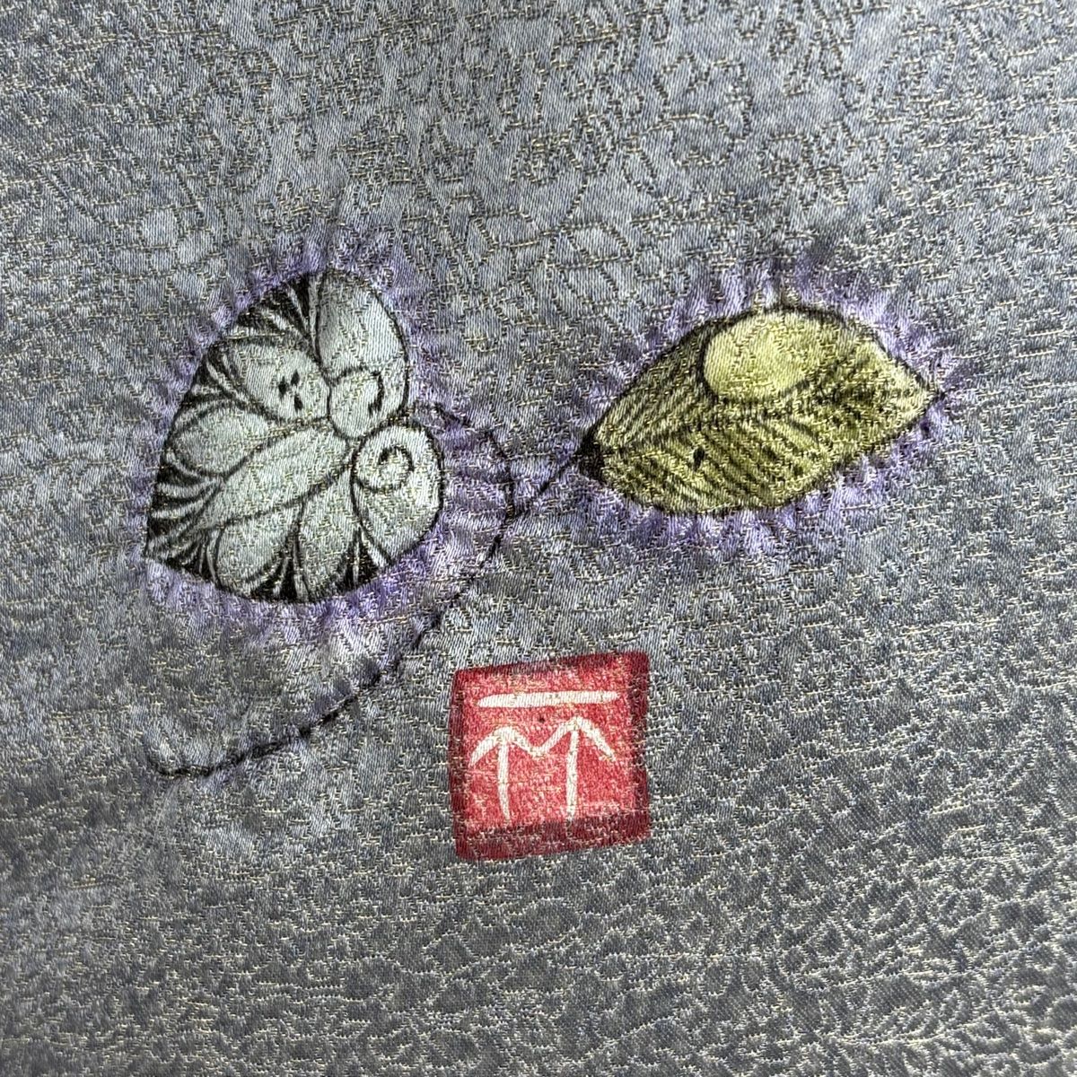 身丈155 色無地　一つ紋　仕付け糸付き　着物 身丈155 色無地 一つ紋 仕付け糸付き 着物