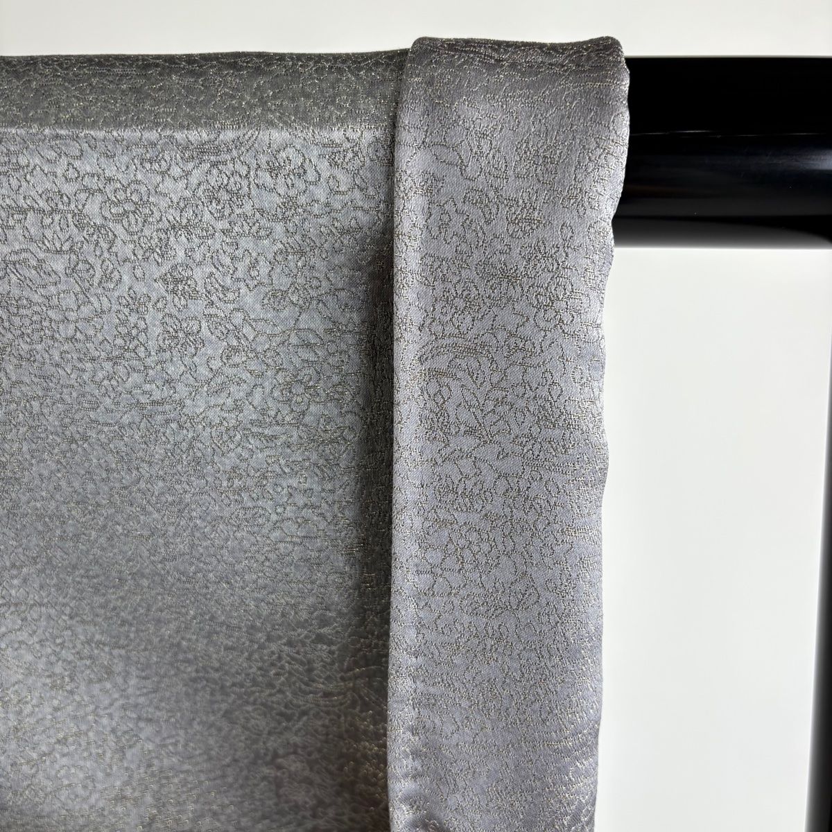美品】 色無地 身丈155cm 裄丈61cm S 袷 久保田一竹工房 落款 地紋