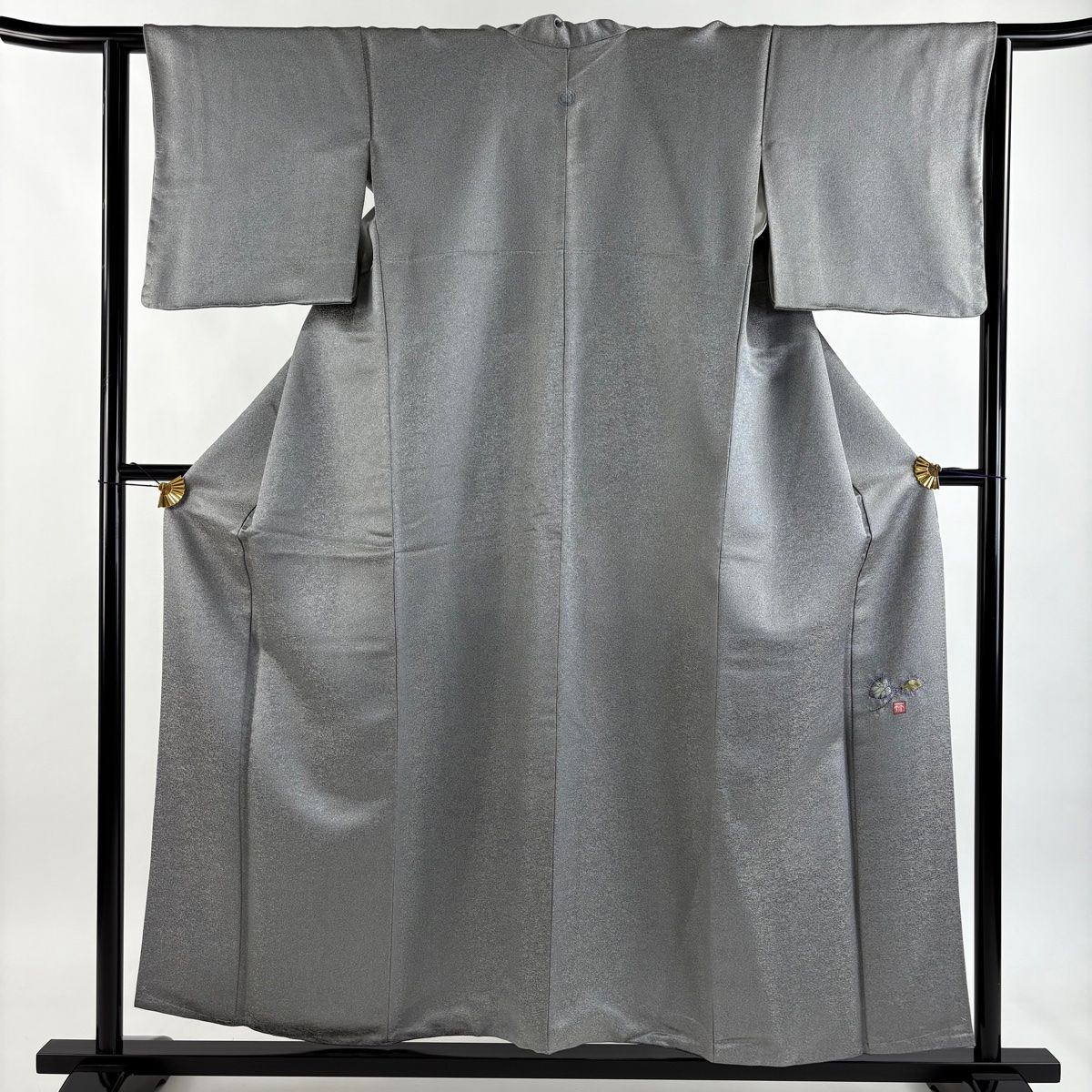 身丈155 色無地　一つ紋　仕付け糸付き　着物 美品】 色無地 身丈155cm 裄丈61cm S 袷 久保田一竹工房 落款 地紋