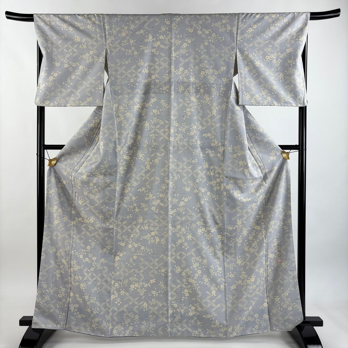 小紋 身丈165 cm 裄丈67.5 L 袷 牛首紬地 落款 桜 疋田 青灰色 正絹