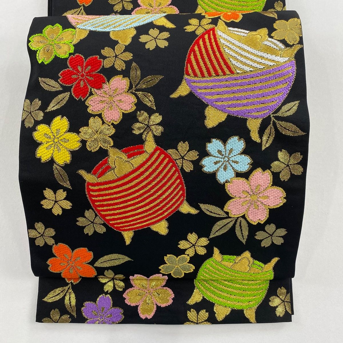 美品】 袋帯 逸品 川島織物 落款 糸巻き 桜 金糸 箔 黒 全通 正絹