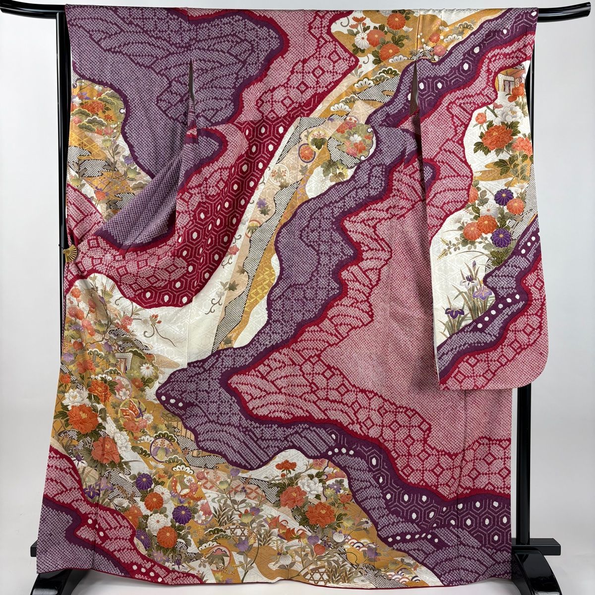 振袖 身丈167 cm 裄丈65.5 M 袷 牡丹 蝶 金糸 金彩 紫 正絹