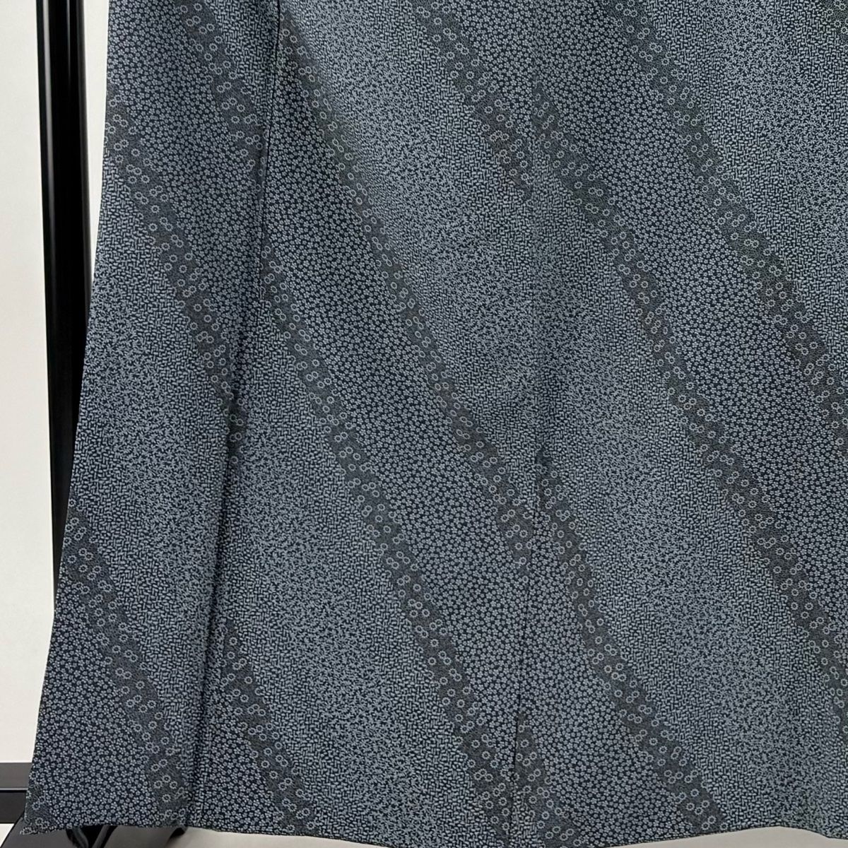 小紋 身丈161 cm 裄丈66 M 袷 小花 笹 濃紺 正絹