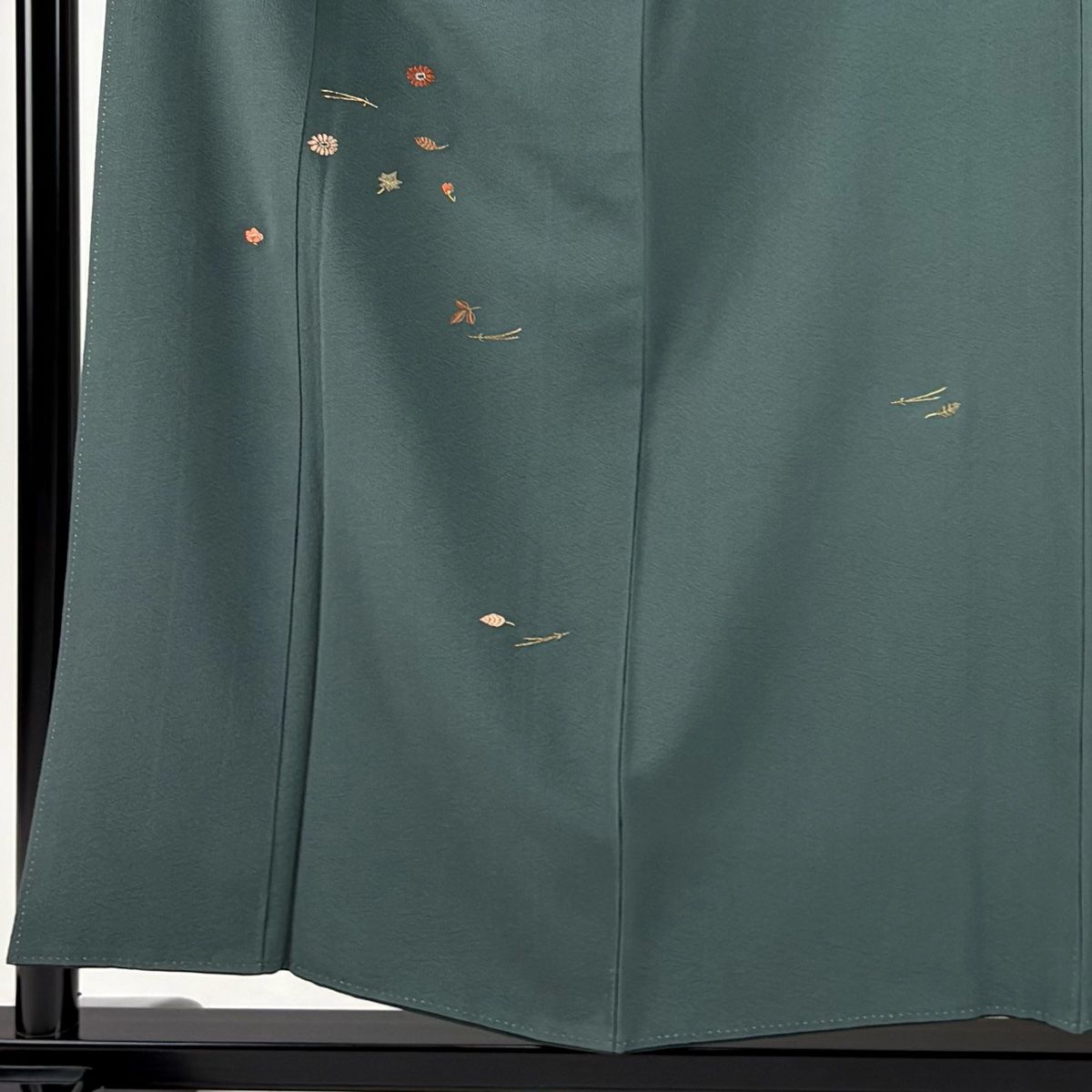 付下げ 身丈154.5cm 裄丈62cm S 袷 吹き寄せ 金糸 刺繍 灰緑 正絹 秀品