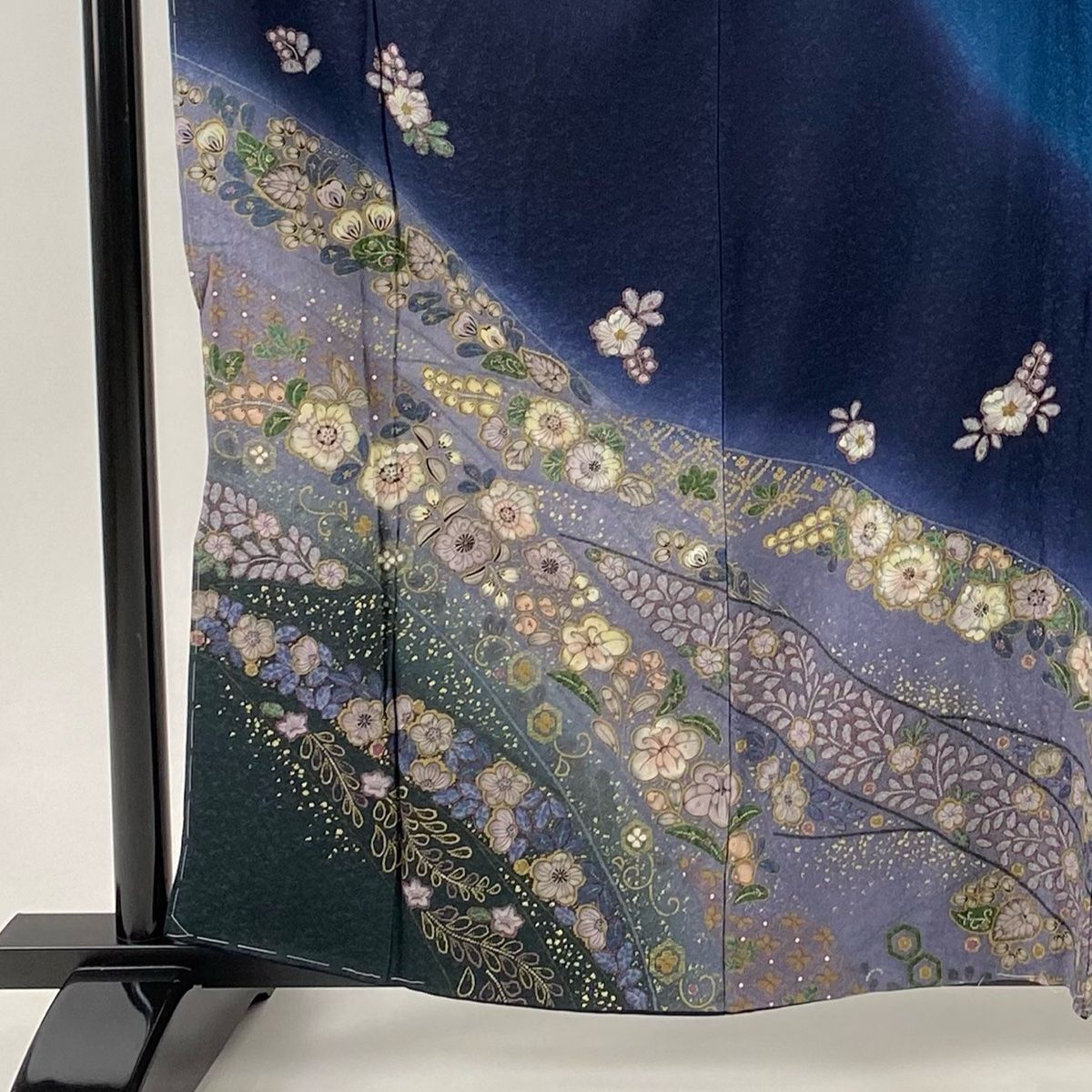 訪問着 身丈161cm 裄丈68.5cm L 袷 辻が花柄 花唐草 金彩 ぼかし 濃紺