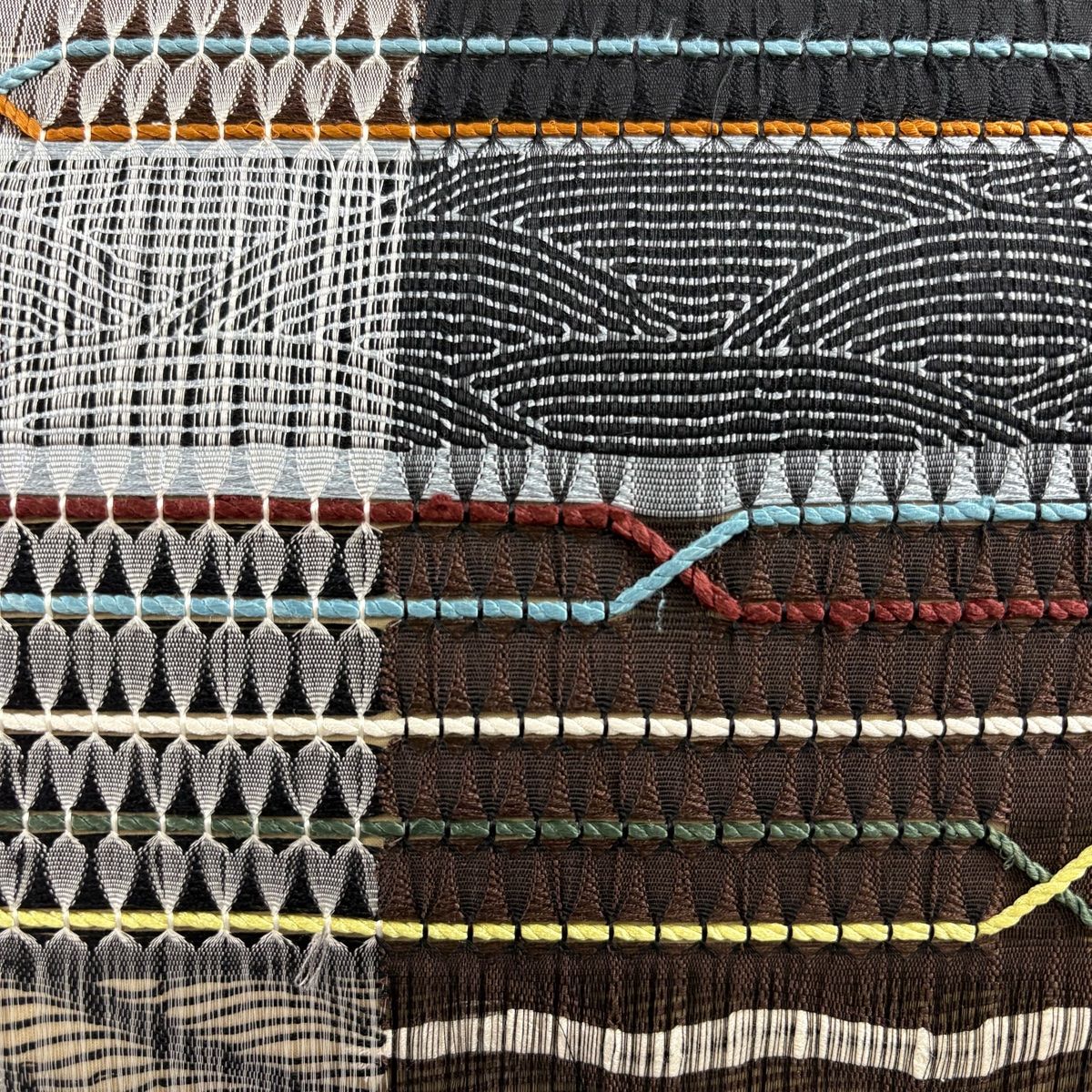 袋帯 幾何学模様 青灰色 お太鼓柄 正絹