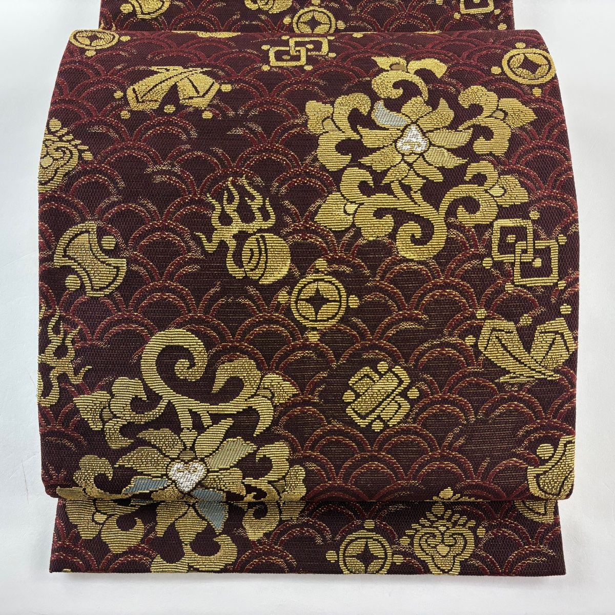 美品】 袋帯 名品 華文 青海波 輪奈織 金糸 えんじ色 六通 正絹 【中古