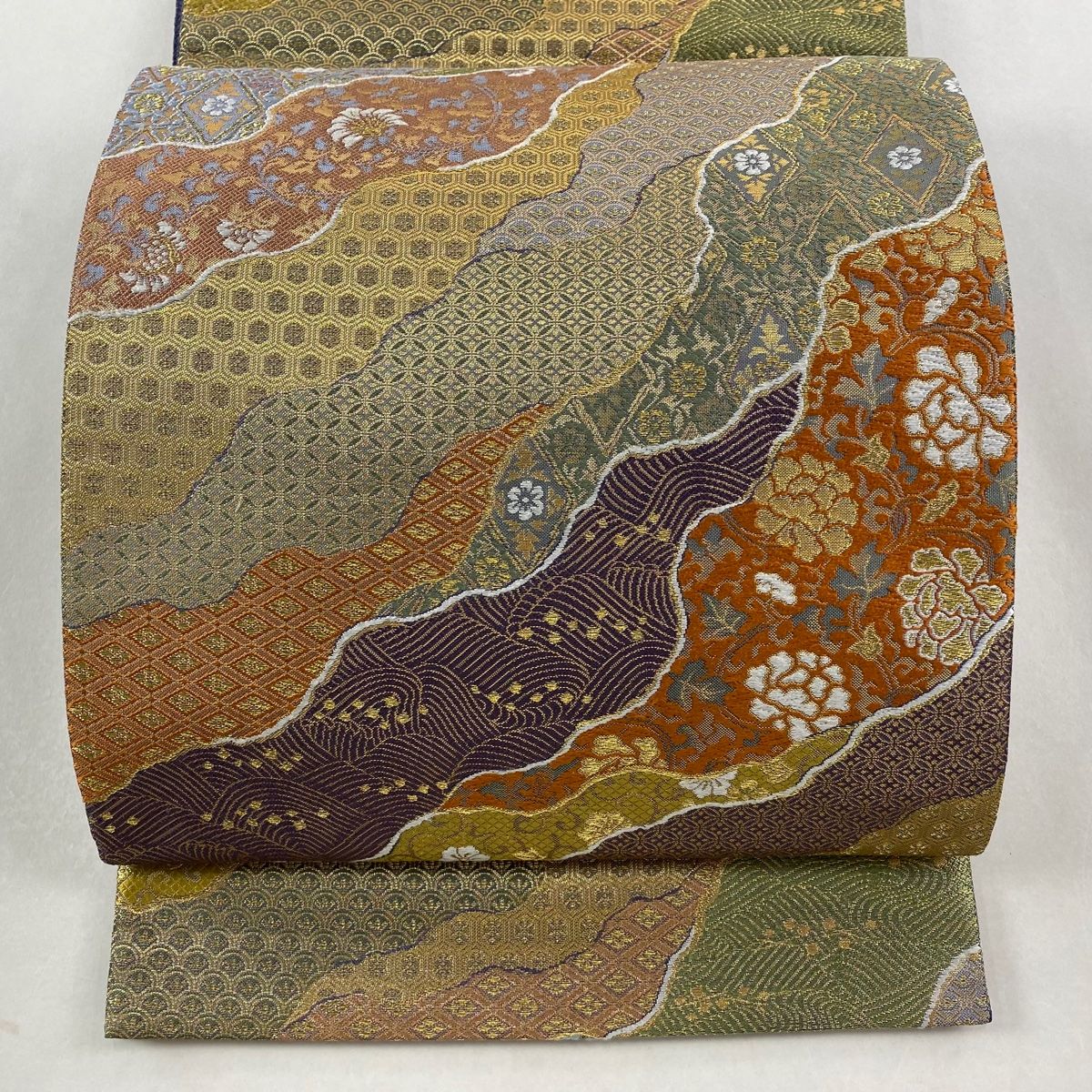 袋帯 秀品 道長取り 名物裂 金糸 箔 金色 六通 正絹