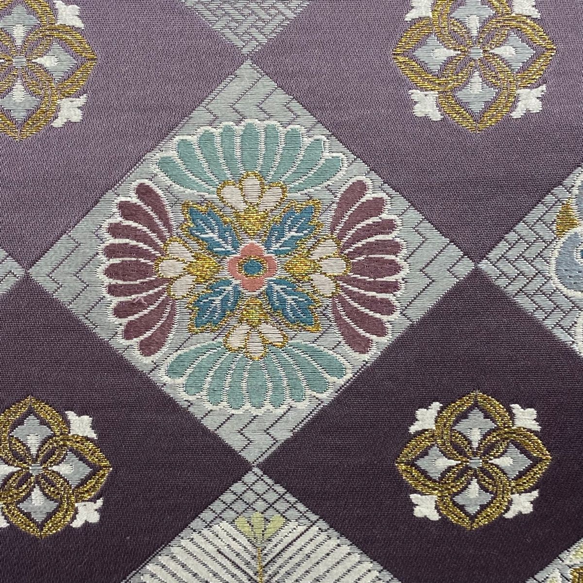袋帯 パッチワークデザイン 金糸刺繍 美品】 袋帯 秀品 関西仕立て 華文 若松 金糸 刺繍 灰紫 六通 正絹