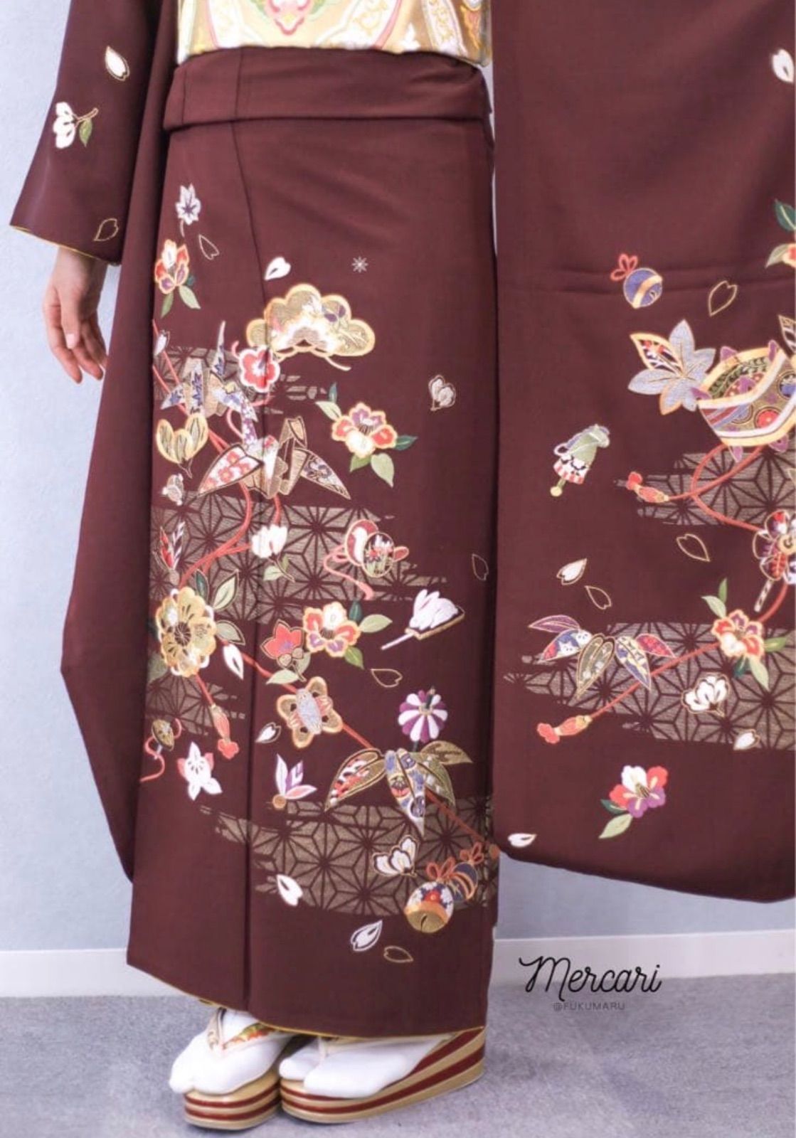 総刺繍 ブラウン 振袖 成人式 フルセット - メルカリ