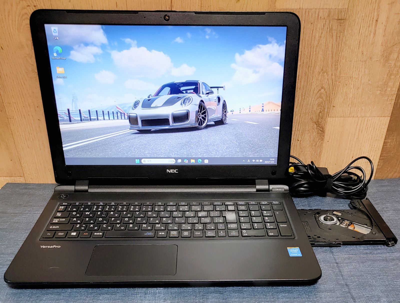 NEC VersaPro Corei5 メモリ16GB SSD512GB DVD NEC VersaPro Corei5 メモリ16GB SSD512GB 大画面 DVD 美品 管理番号