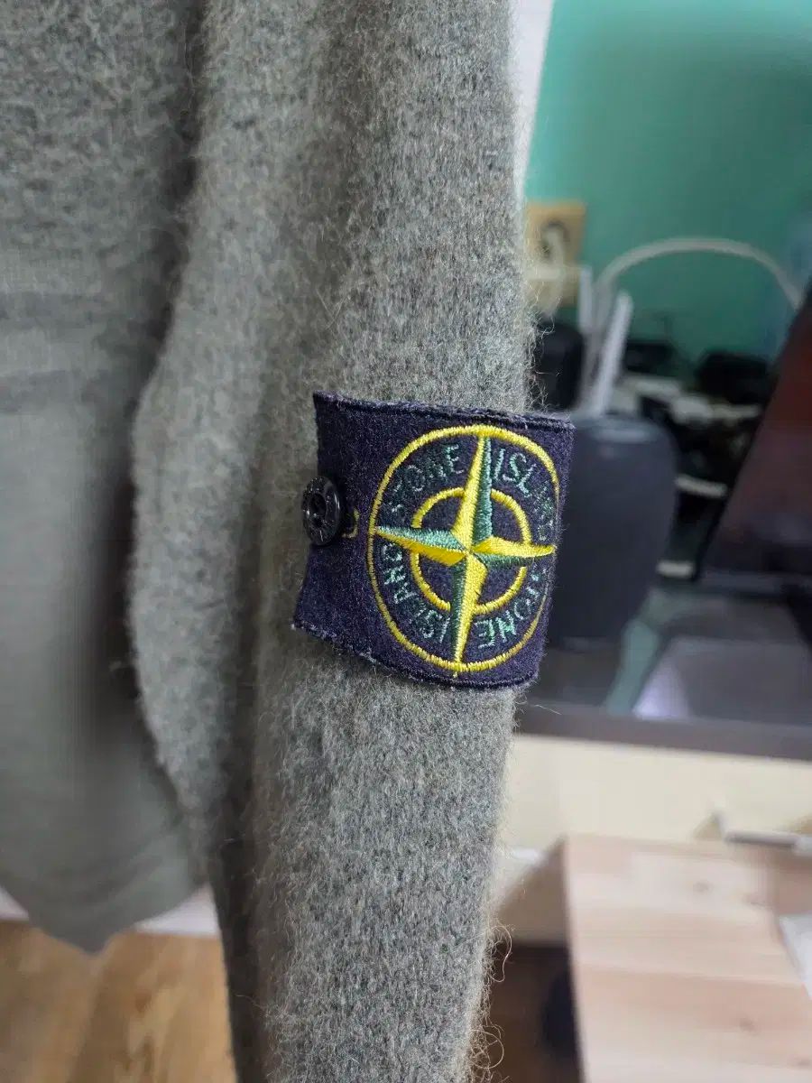 STONE ISLAND ストア ストーンアイランド ウールニット 正規品 Lサイズ