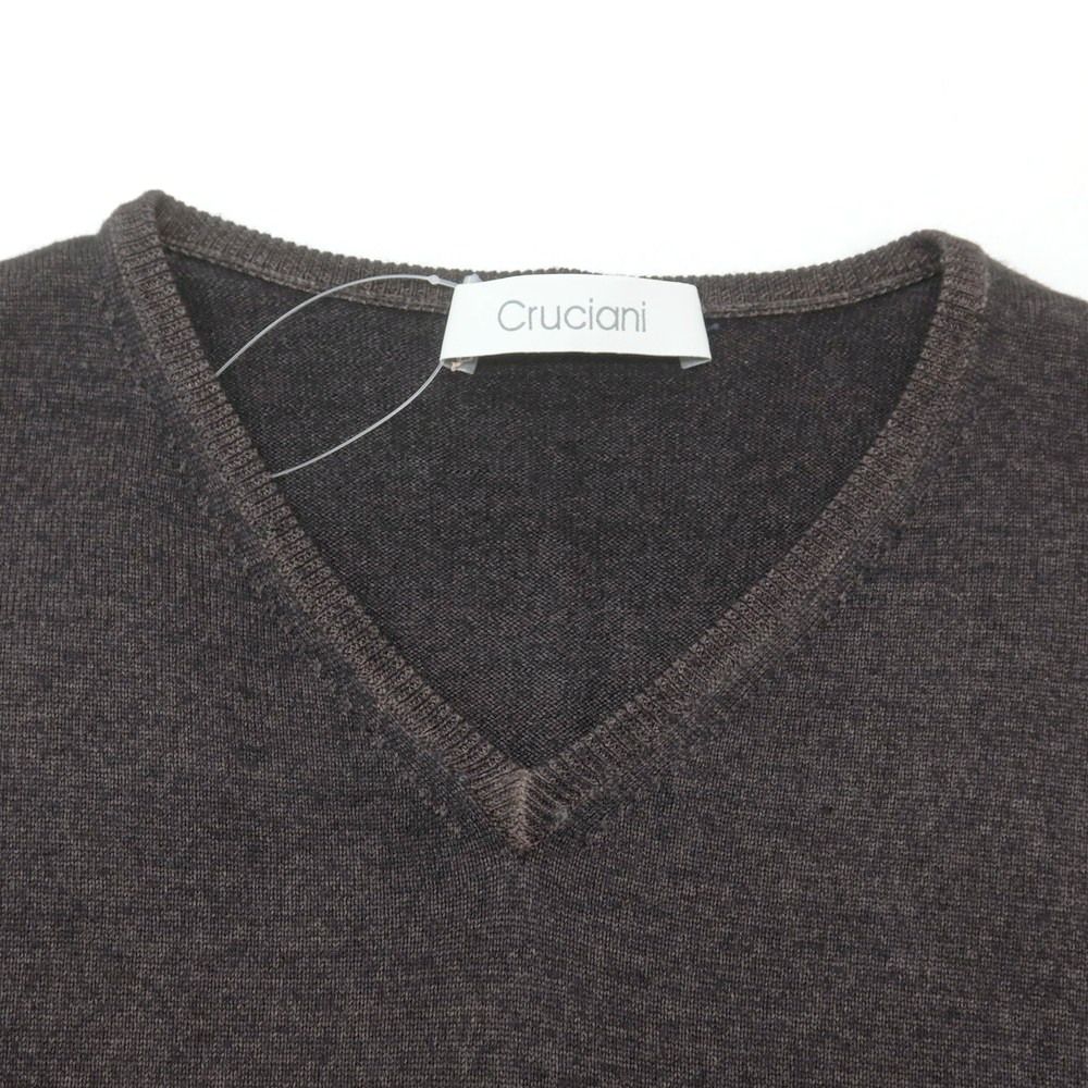 最終値下げ【新品同様】クルチアーニ　CRUCIANI Vネック　ブラックM 中古】クルチアーニ CRUCIANI ガーメントダイ ウール Vネック プル