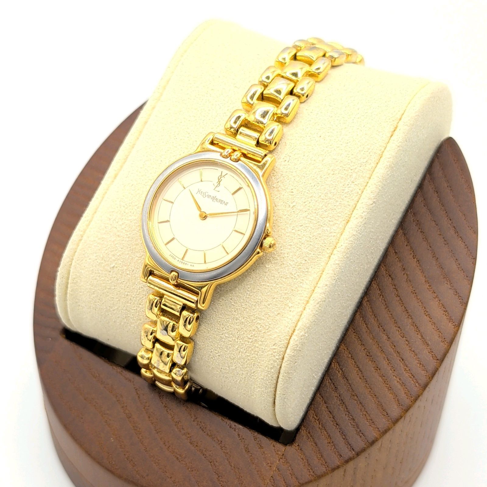 Yves Saint Laurent 2200-228481 Watch QZ Ladies Gold Round Y2K 00S