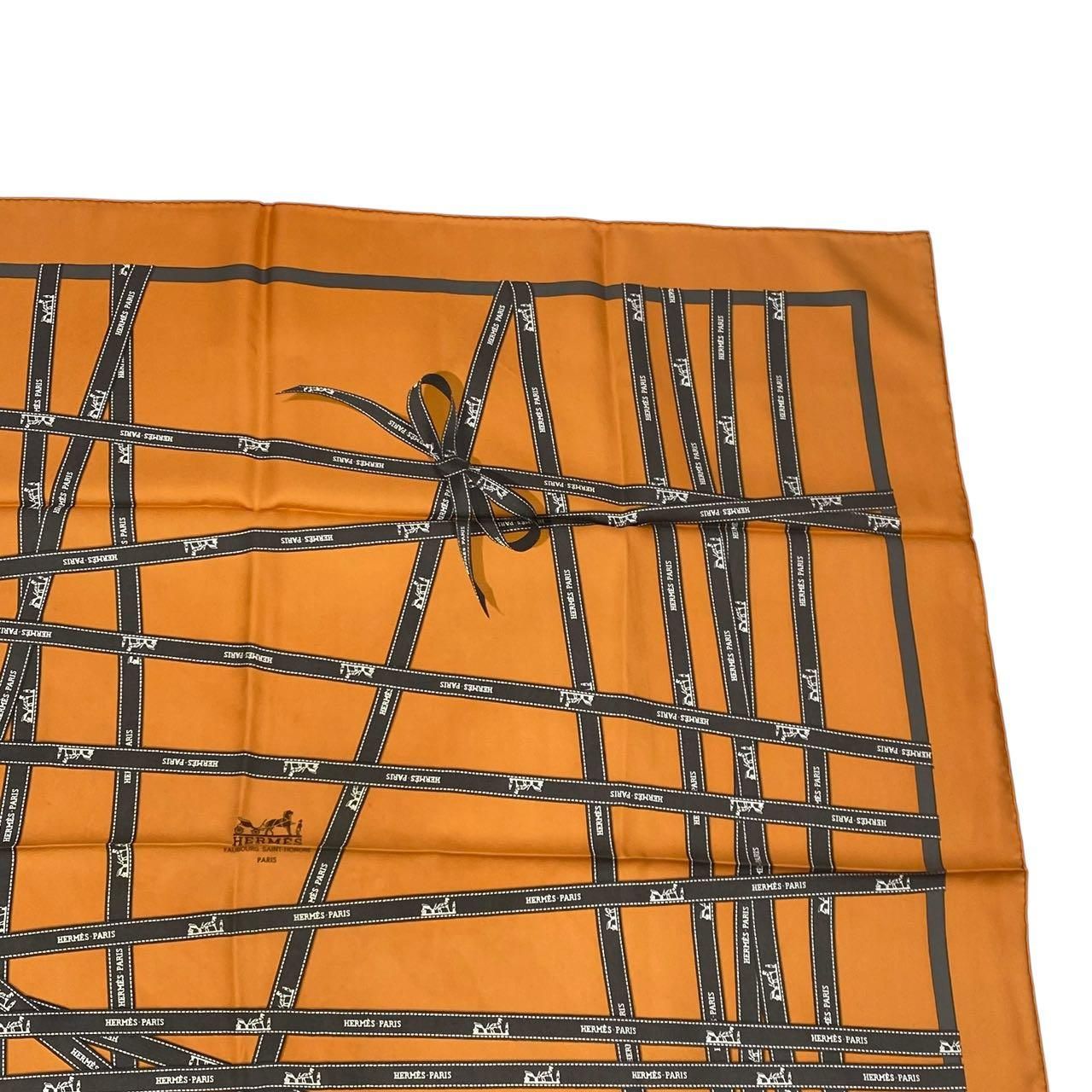 美品 HERMES エルメス スカーフ カレ90 ボルデュック リボン柄 BOLDUC