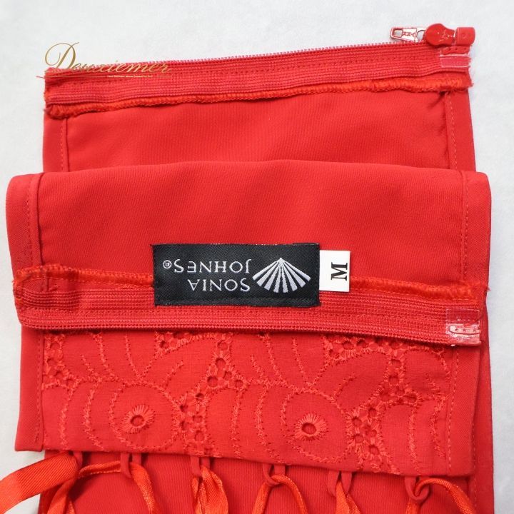 衣装 ソニアジョーンズ