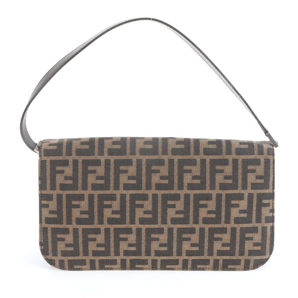 美品 フェンディ ズッカ マンマバケット レザー ショルダーバッグ