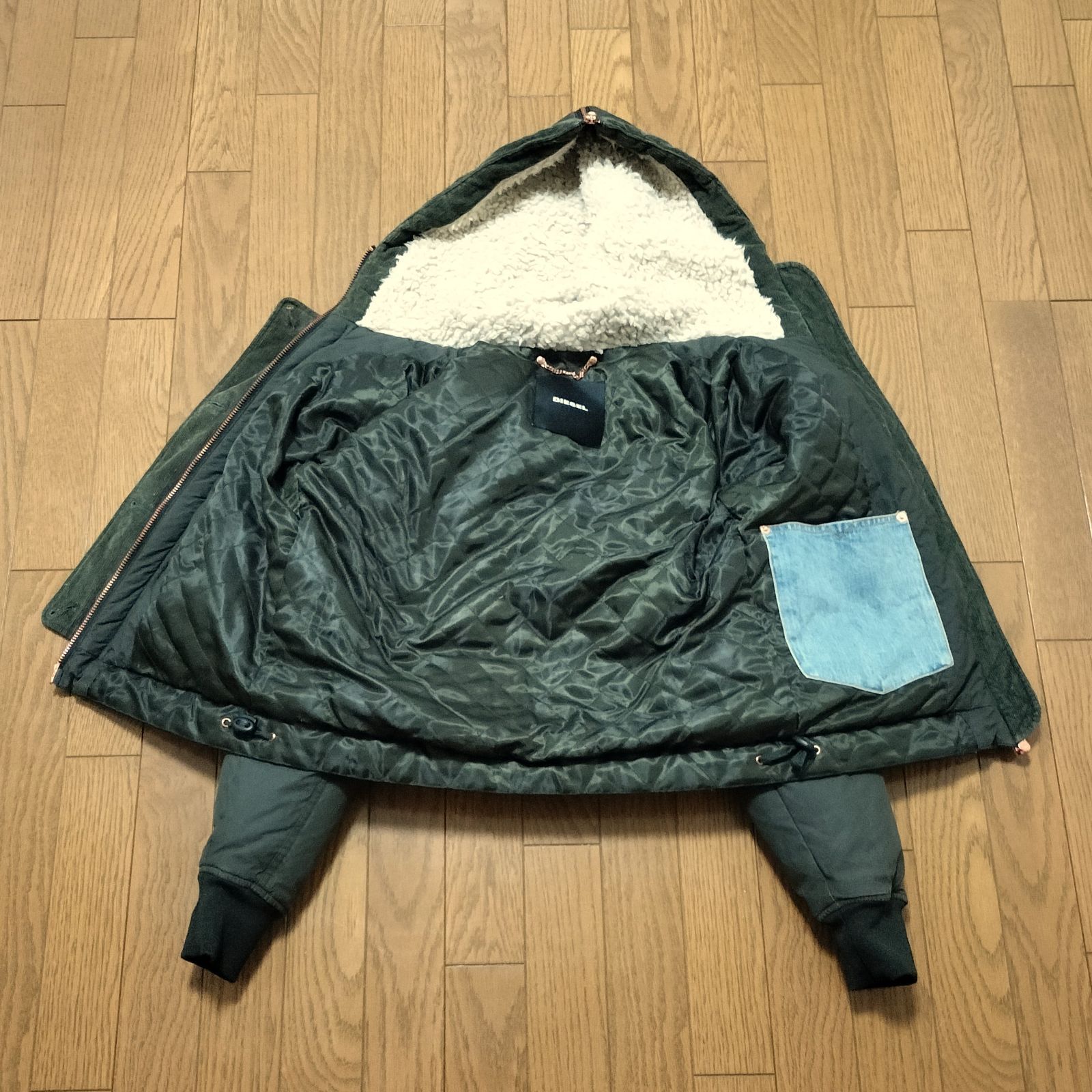 美品 DIESEL ディーゼル ダウンジャケット S メンズ カーキ ダウン 90 