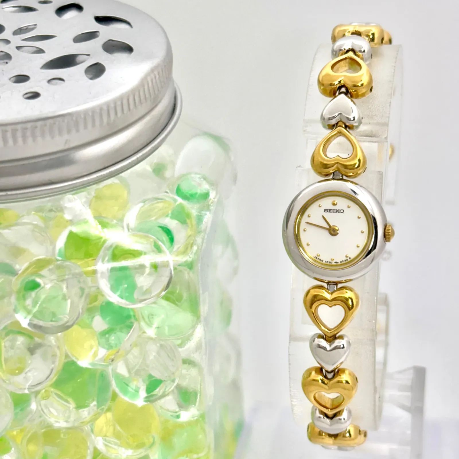 美品/新品電池】SEIKO セイコー レディース 腕時計 ハート 1E20-0030
