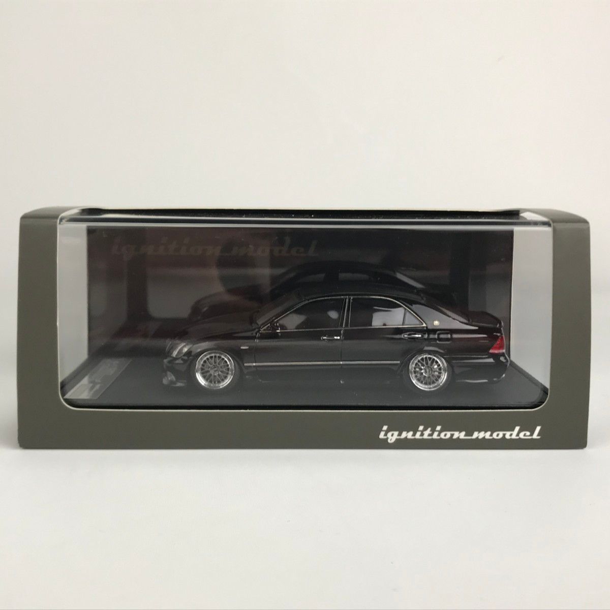 □□ イグニッションモデル ignition model 1/43 トヨタ クラウン