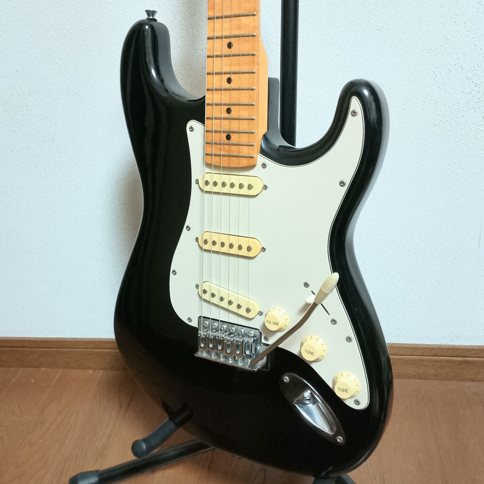 PhotoGenic エレキギター 黒 ストラトキャスター　中古 PhotoGenic ストラトキャスタータイプ エレキギター ブラック - メルカリ