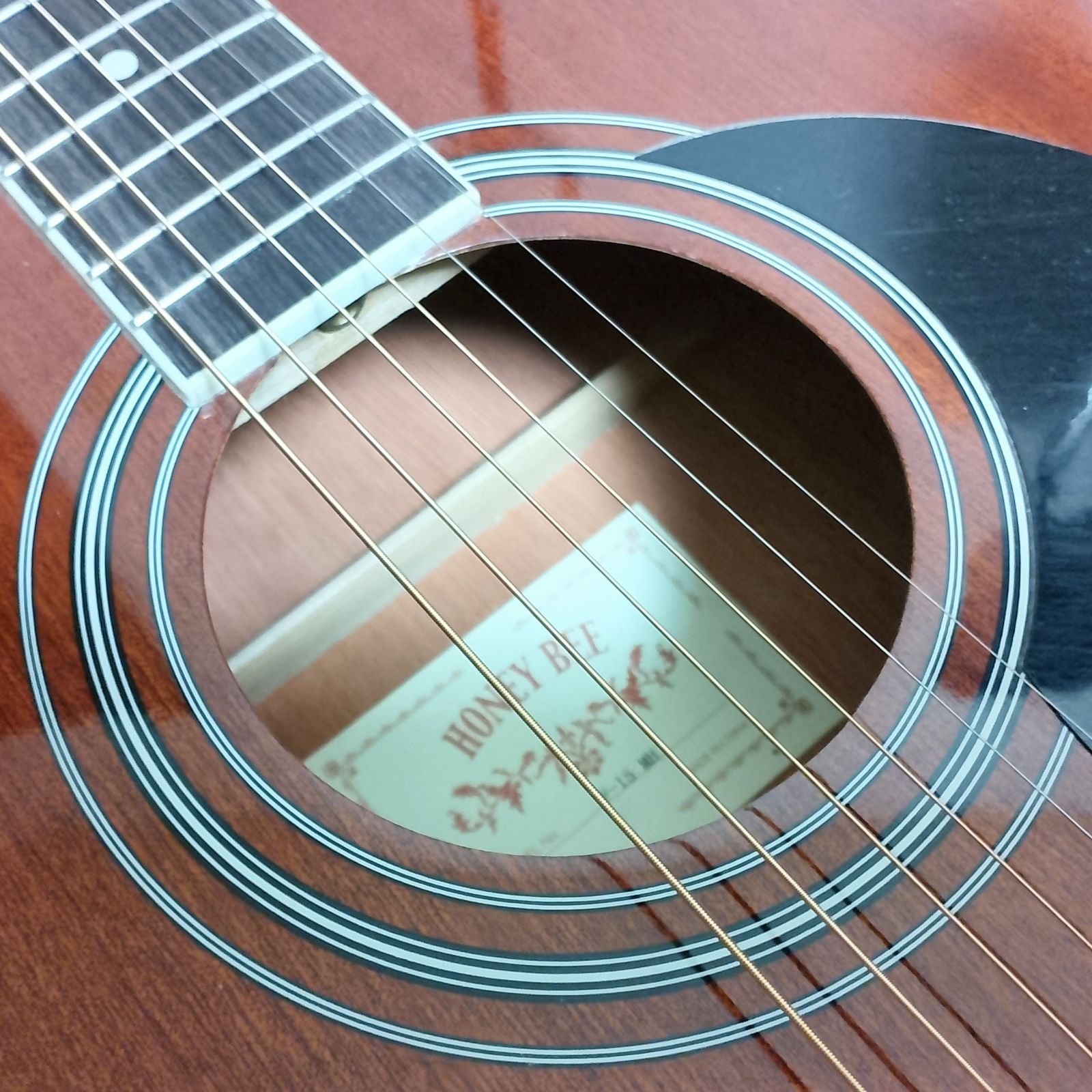 HONEY BEE F-15 MH アコースティックギター ショップ 弦は新品