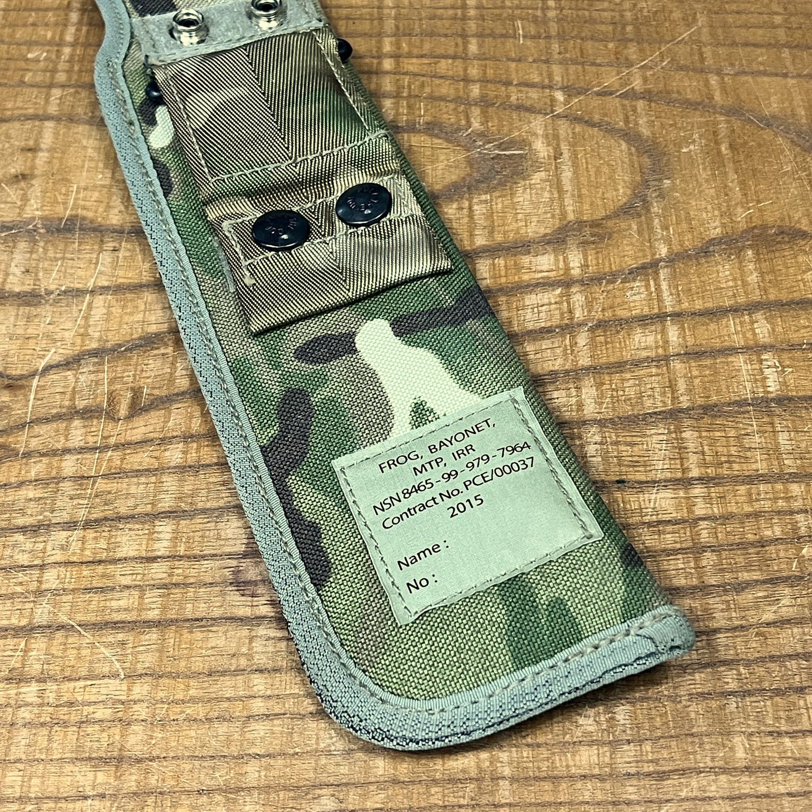 イギリス軍放出品 バヨネットフロッグシース MTP迷彩 PLCE シース