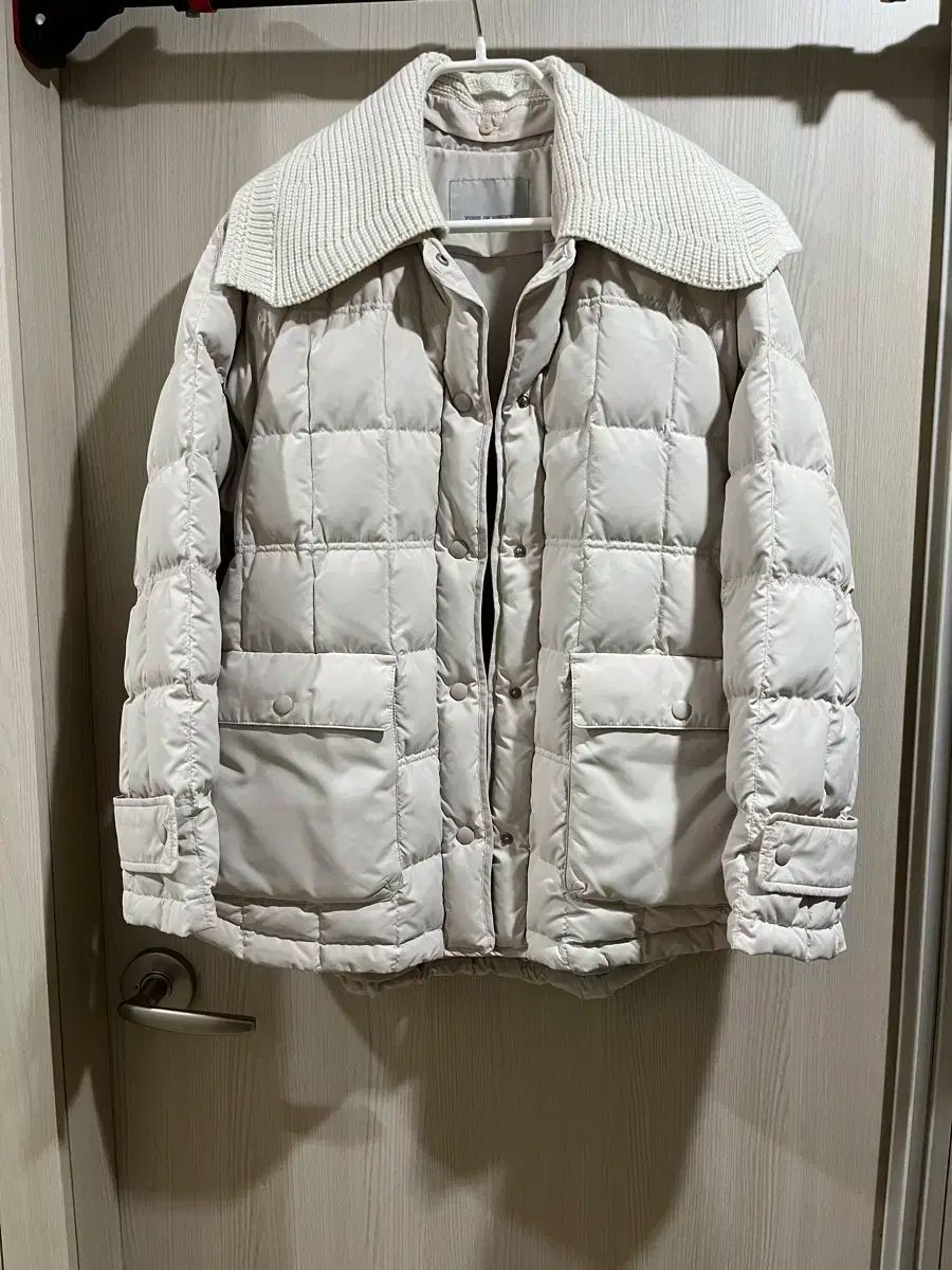 ボブ 着脱ニットカラ キルティング グースダウン クリーム 55 ジーカット The HANDSOME