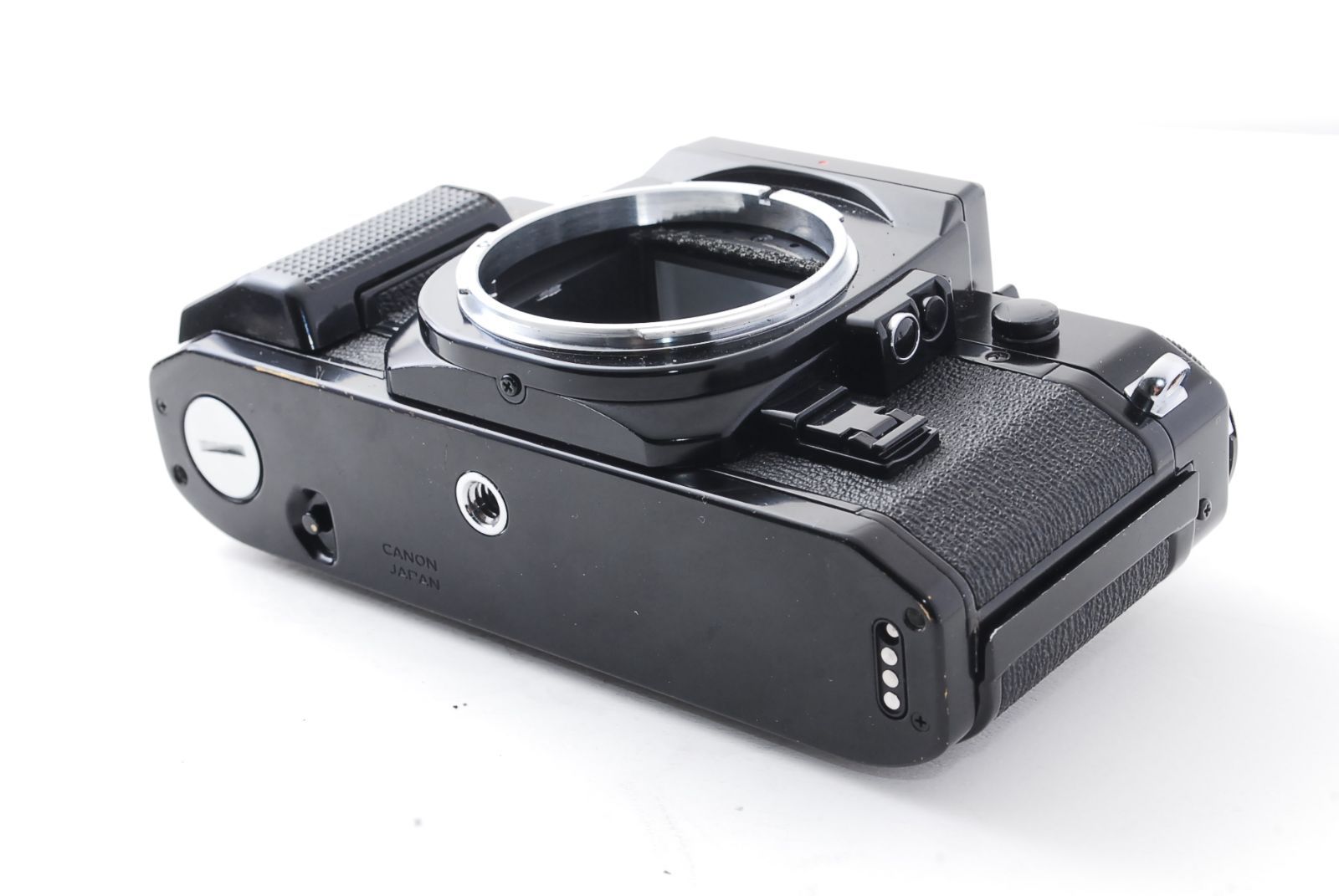  キヤノン Canon A 1 ブラック FD 28 mm 2 8 通電 済 フィルター付き 20305 一眼レフカメラ(フィルム) フィルムカメラ