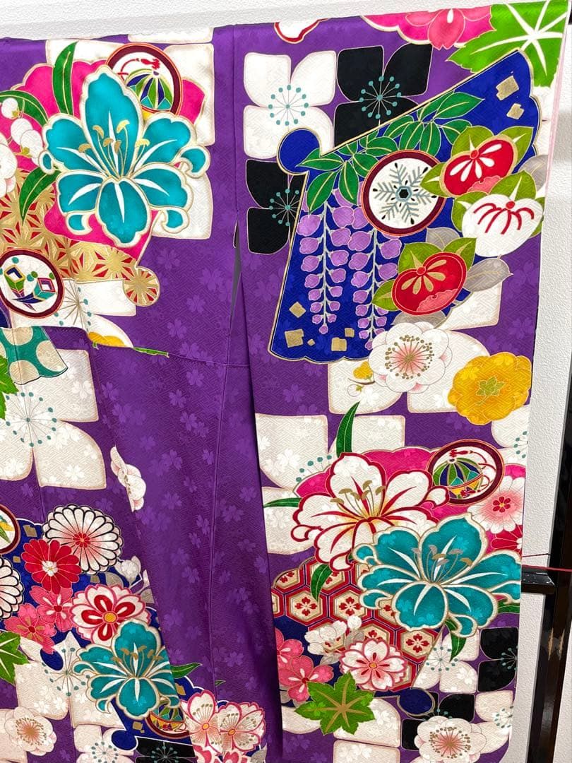 振袖 Barbie 金彩 刺繍 紋意匠 身丈169 cm 撥水加工済 MO 3174