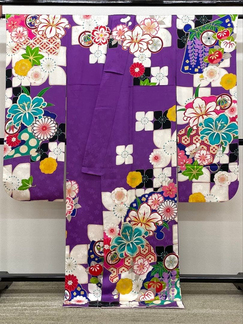  振袖 Barbie 金彩 刺繍 紋意匠 身丈169 cm 撥水加工済 MO 3174 振袖 着物