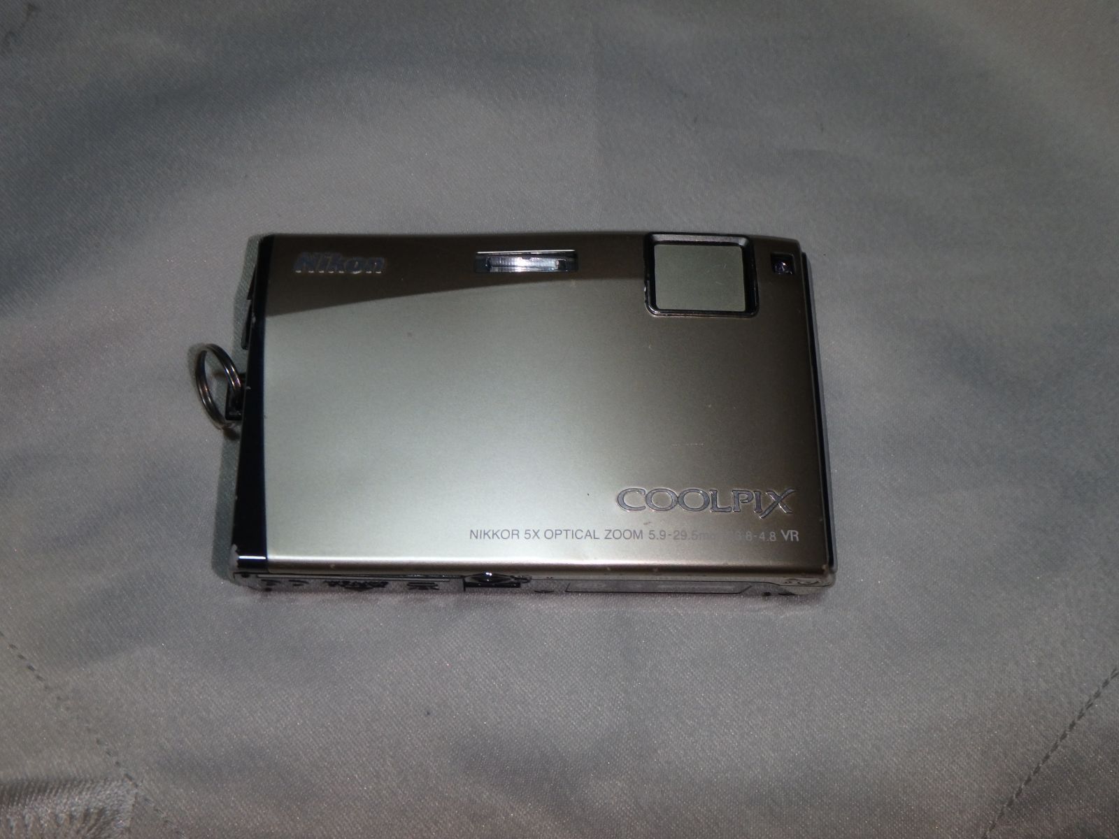 動作品 NIKON S60 COOLPIX デジタルカメラ - メルカリ