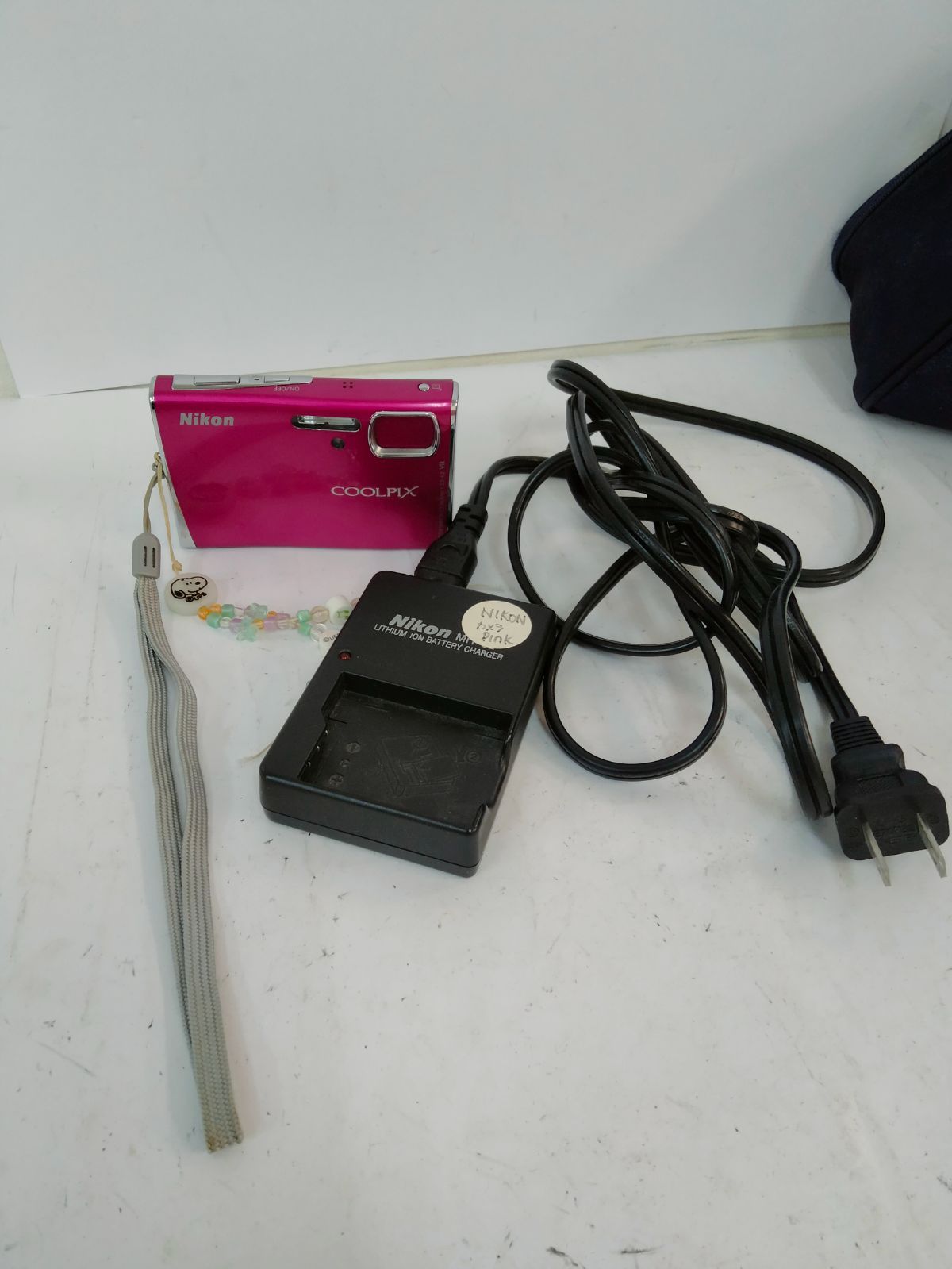 Nikon COOLPIX S51 ピンク コンパクトデジタルカメラ 810万画素 通電
