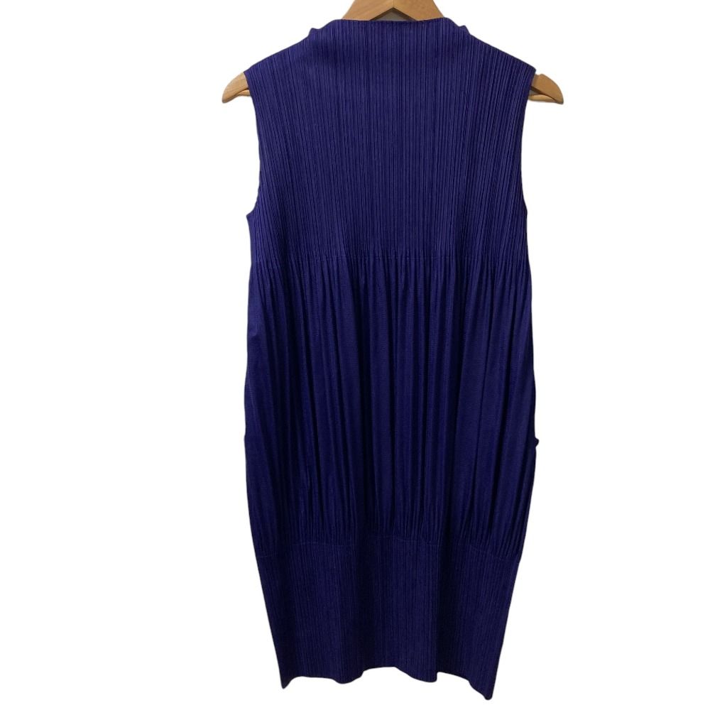 【PLEATS PLEASE イッセイミヤケ】ノースリーブジレ PLEATS PLEASE イッセイミヤケ ノーカラー ジャケット グリーン - メルカリ