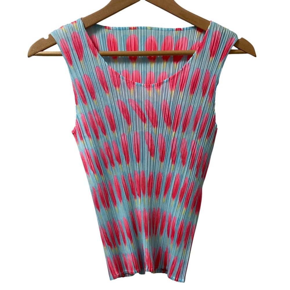 PLEATS PLEASE プリーツプリーズ イッセイミヤケ フラワープリント タンクトップ PP 06 JK 201 サイズ3 ライトブルー ピンク レディース 古着