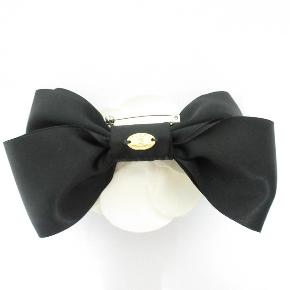 美品 FOXEY フォクシー カメリア リボンブローチ コサージュ ブラック