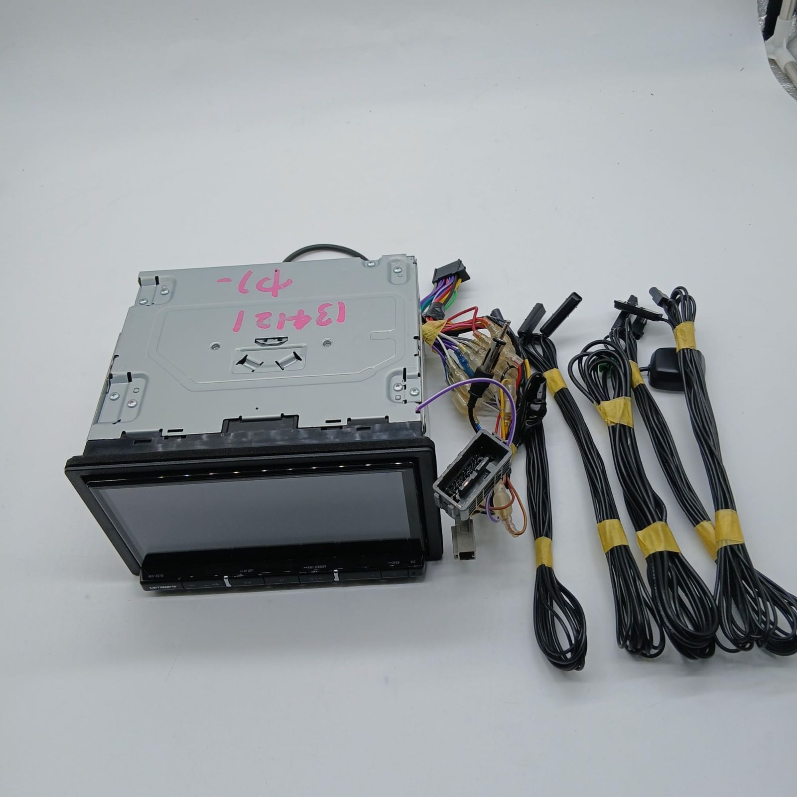 No.4348 Pioneer カーナビ AVIC-RZ710 7インチ 2D(180mm) 楽ナビ 無料