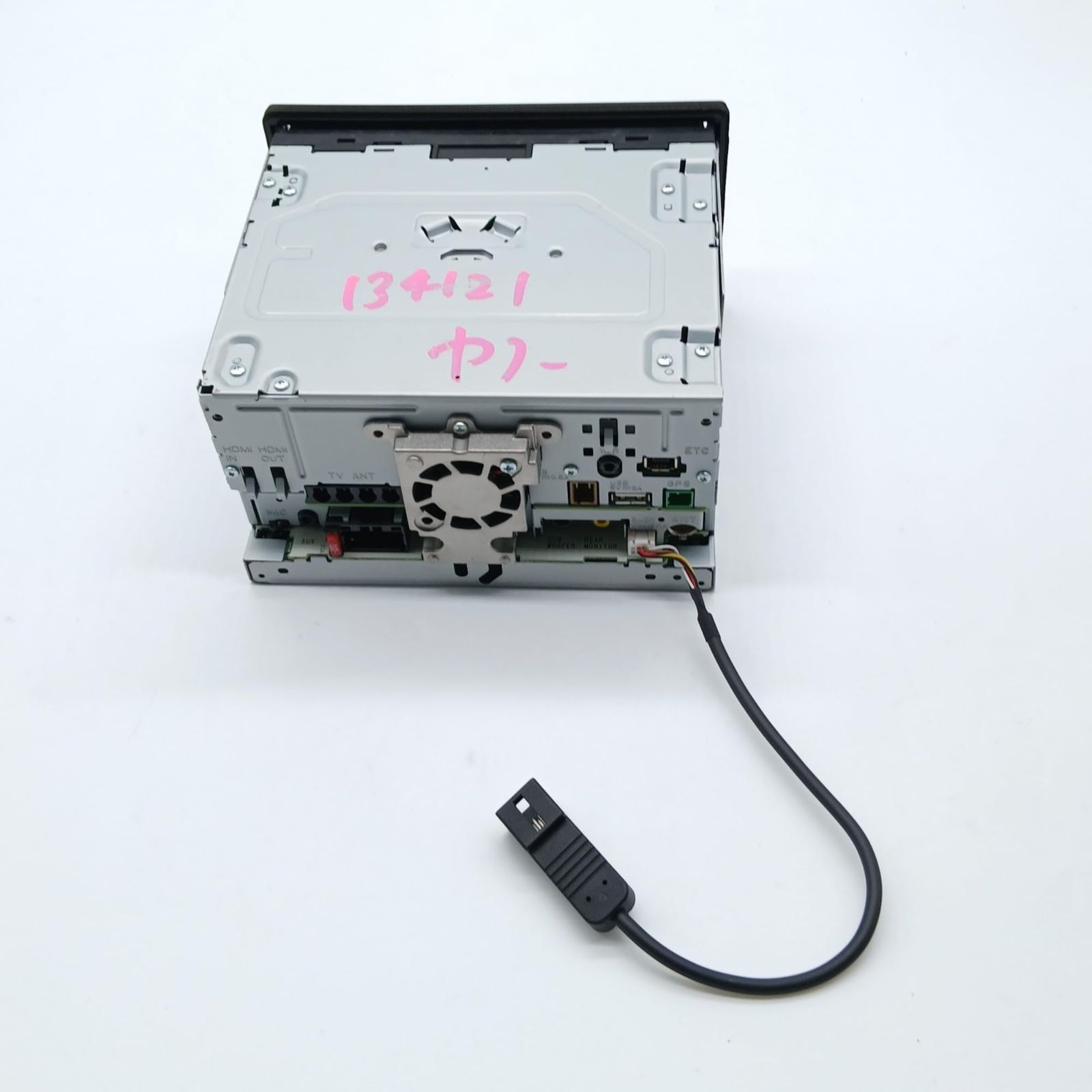 No.4348 Pioneer カーナビ AVIC-RZ710 7インチ 2D(180mm) 楽ナビ 無料