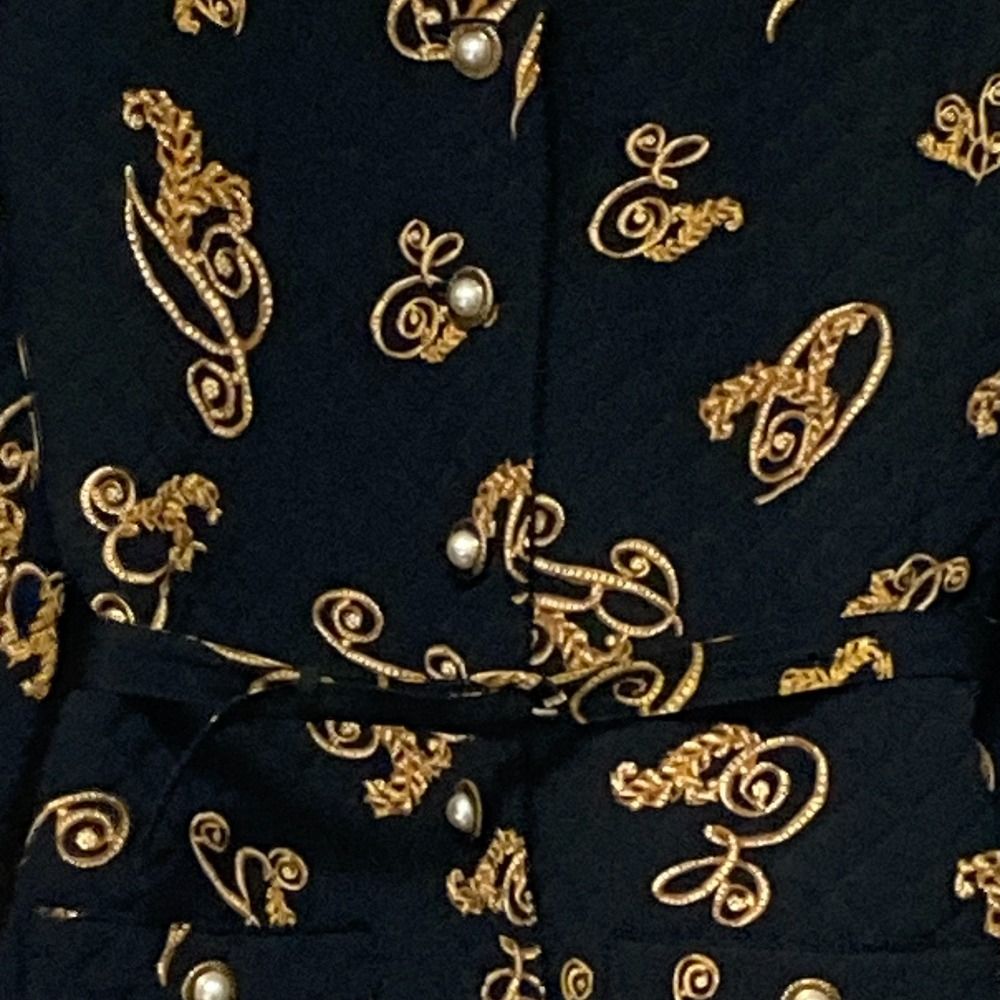 美品 INGEBORG インゲボルグ 総柄 パールボタン ノーカラー