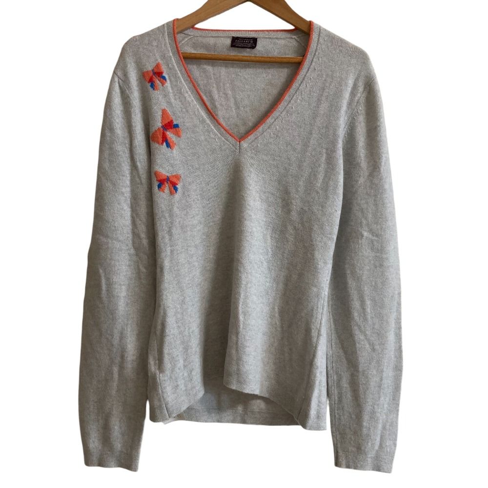 バランタインBallantyne カシミヤ100% Vネックニット 34 グレー バランタインBallantyne カシミヤ100% Vネックニット 34 グレー