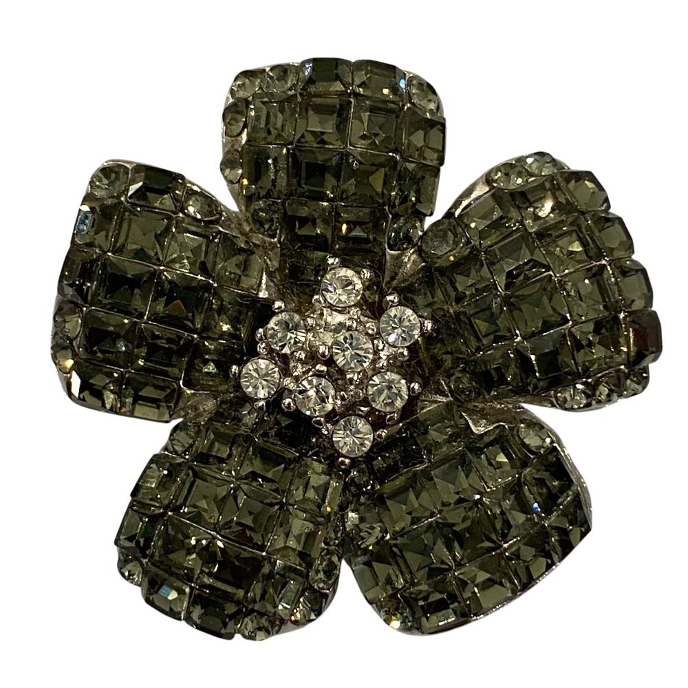 FOXEY フォクシー ブローチ フラワー ラインストーン 美品 FOXEY フォクシー Fleur フラワーモチーフ ラインストーン