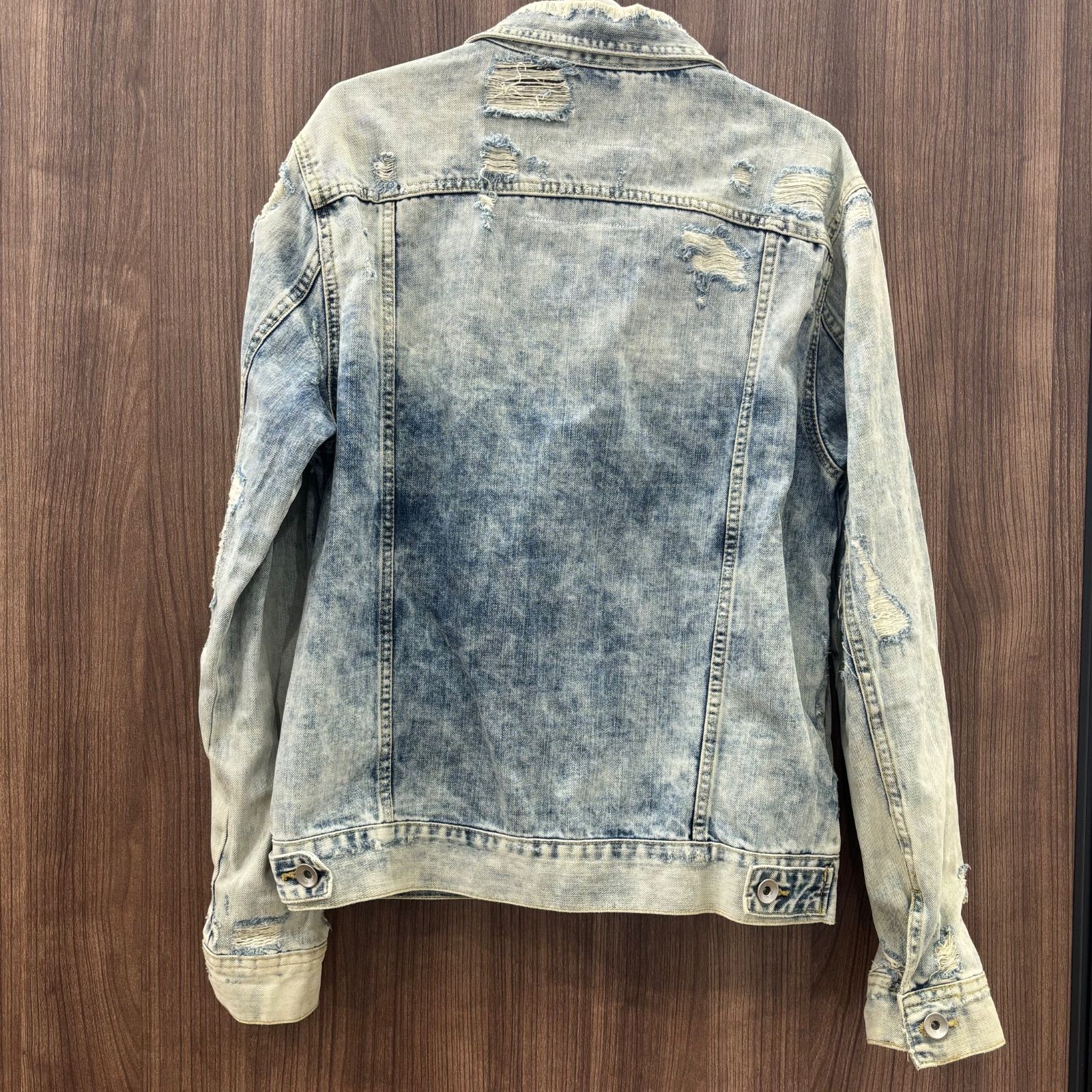 ☆ZARA ザラ 1975 デニムジャケット Gジャン ダメージ アウター ライト ☆ZARA ザラ 1975 デニムジャケット Gジャン ダメージ アウター ライト