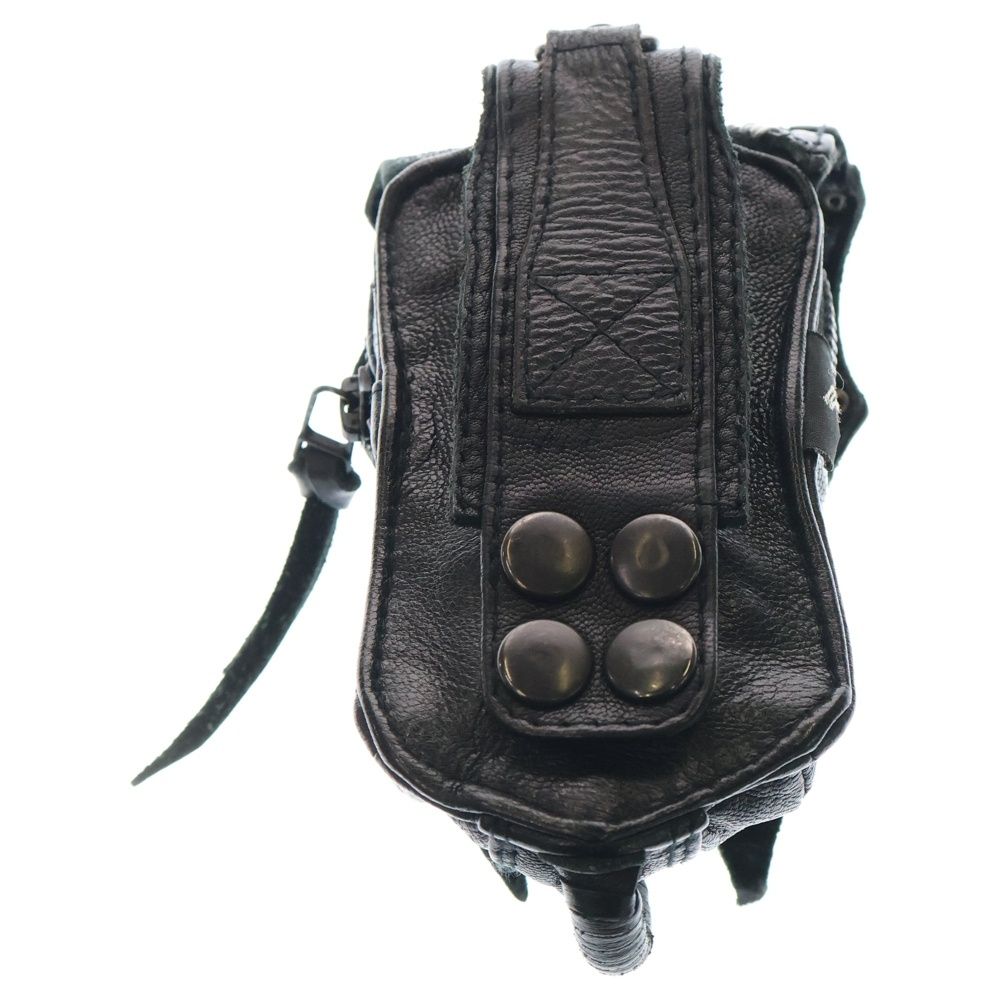 KMRii (ケムリ) レザースタッズ ウエストポーチ ブラック - メルカリ