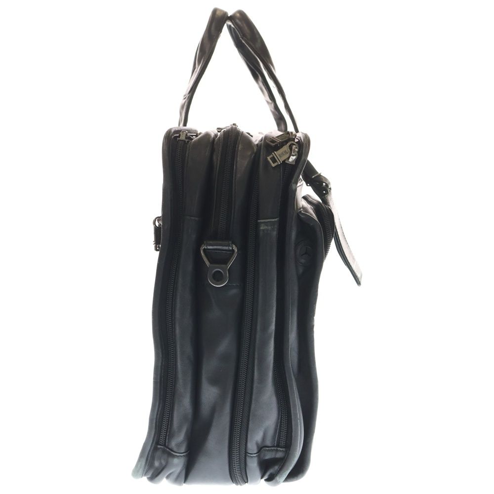 TUMI (トゥミ) ロゴプレート付き オールレザー エクスペンダブル